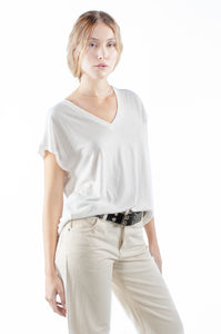 LIPTON V-NECK TEE